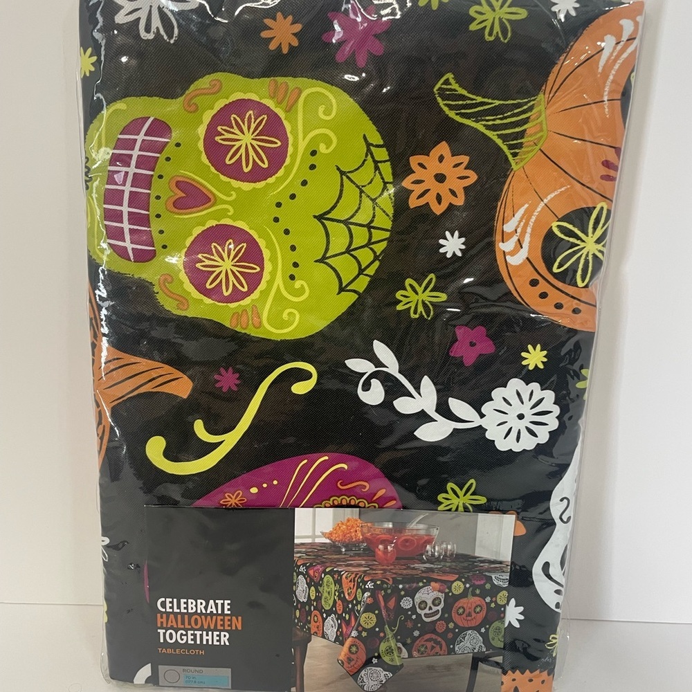 Kohls Day of the Dead Round Tablecloth